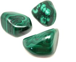 R. M. ékszer Malachit dobcsiszolat 5-6cm DB (piros pötty) (029607)