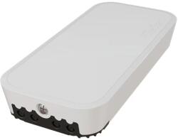 MikroTik WAPGR-5HACD2HND&EC200A