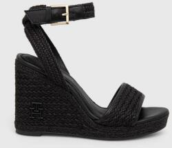 Tommy Hilfiger szandál TH ROPE HIGH WEDGE SANDAL fekete, FW0FW07926 - fekete Női 39