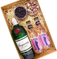 Tanqeray Gin Tonik szett Díszdobozban Ginfűszerrel - mindenamibar