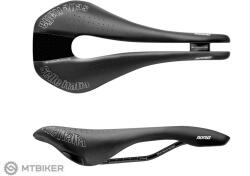 Selle Italia NOVUS SuperFlow Endurance TM L nyereg, 149 mm