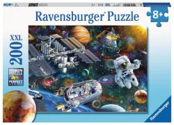 Ravensburger 12692 - A Nemzeti Űrállomáson - 200 db-os XXL puzzle (12692)
