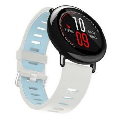 gigapack Pótszíj (univerzális, 20mm, szilikon) FEHÉR/VILÁGOSKÉK Garmin Vivomove 5, Huawei Watch GT 2 42mm, Samsung Galaxy Watch Active 2 44mm (SM-R820N) (GP-153619)