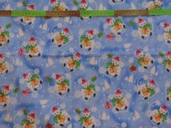Fashion Világoskék alapon karácsonyi jegesmaci mintás anyag, német patchwork pamutvászon, 140cm/0, 5m