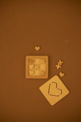 Babai Szerelem" tic-tac-toe