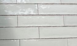 SPANYOL 7, 5x30 Nairobi White fehér fényes rusztikus színtónusos csempe
