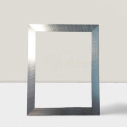 Üvegezés-képkeretezés Salgótarján 4 cm Ezüst karcolt felületű 30*40 cm (KS112195)