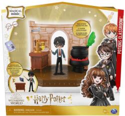 Spin Master Sala de clasa Magical Minis Potions Harry Potter Wizarding World (6061847) Figurina