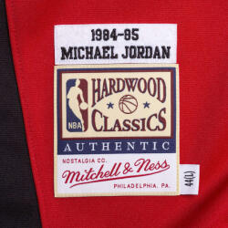 Mitchell & Ness - Chicago Bulls - Michael Jordan - Melegítő Felső - 1984-85