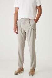 MEDICINE pantaloni barbati, culoarea bej, cu fason chinos ZBYH-SPM200_80A