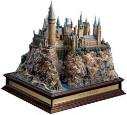 The Noble Collection Диорама The Noble Collection Movies: Harry Potter - Hogwarts, 33 cm (NOB7074)