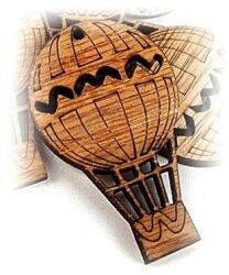  Fa hőlégballon, mérete: 50x30 mm