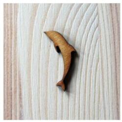  Natúr fa delfin, mérete: 2x3 cm