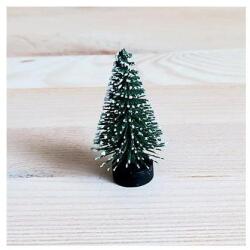  Fenyőfa zöld, magassága: 5 cm