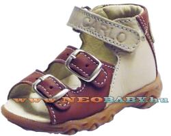 Carlo Bőr szandál 24-es méret barna 2504