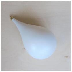  Fehér műanyag csepp, magassága 18 cm