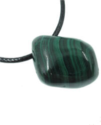  Keresztbe fúrt malachit medál