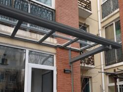 Aluplex 1, 5×3 m-es falra szerelhető előtető, pergola