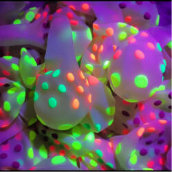 Lufi, átlátszó, neon pöttyös UV fényben világít, 12 db/cs