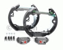 Bosch Set saboti frana FORD FOCUS (DAW, DBW) (1998 - 2007) BOSCH 0 204 114 643