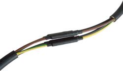 Tracon Electric Tracon ZSRSET-3FK Zsugorcső készlet, darabolt, vastagfalú, 4 érhez, gyantás 4×150mm2-4×240mm2, (4×50/16mm, l=300mm)+(1×130/36mm, L=1000mm) (ZSRSET-3FK)