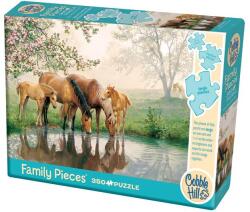 Cobble Hill 350 db-os Family puzzle - Horse Family (47025)