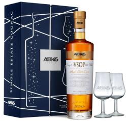 ABK6 VSOP cognac díszdobozban 2 pohárral DRS (0, 7L / 40%) - whiskynet