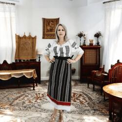 Ie traditionala Set traditional format din catrinta , brau si ie - Hera 5