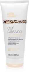 Milk Shake Curl Passion crema styling pentru păr creț 200 ml