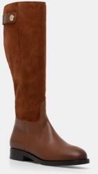 Tommy Hilfiger bőr csizma TH STUD LEATHER MIX LONG BOOT barna, női, lapos talpú, FW0FW08341 - barna Női 40