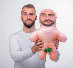 MiniKlon Ádám a Paradicsomból