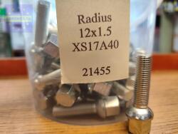  Kerékcsavar M12x1, 5 40mm Radius