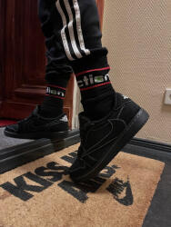 Addiction Fekete zoknik - klasszikus, prémium stílus