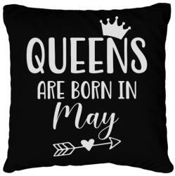 printfashion QUEENS are born in May - Párnahuzat, Díszpárnahuzat - Fekete (5499649)