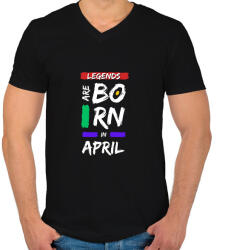printfashion Legends are born in April - Férfi V-nyakú póló - Fekete (14244758)