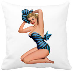 printfashion Pin up lány - Párnahuzat, Díszpárnahuzat - Fehér (5159446)