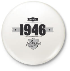 printfashion born-in-1946-(dark&lightgrey) - Kitűző, hűtőmágnes - Fehér (3076112)