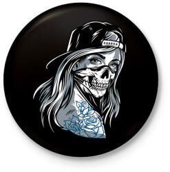 printfashion Gengszter lány - Kitűző, hűtőmágnes - Fekete (4992393)