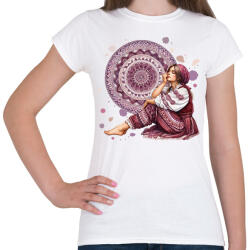 printfashion Fiatal lány népies ruhában - Női póló - Fehér (15911986)