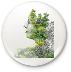 printfashion Forest & Girl - Kitűző, hűtőmágnes - Fehér (3080773)