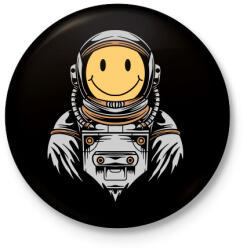 printfashion Boldog asztronauta - Kitűző, hűtőmágnes - Fekete (5341368)