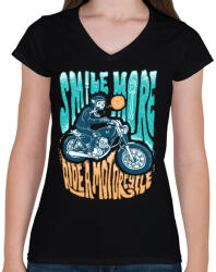 printfashion Motoros mosoly - Női V-nyakú póló - Fekete (81649)