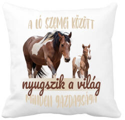 printfashion A ló szemei között - Párnahuzat, Díszpárnahuzat - Fehér (7489811)