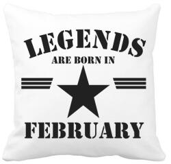 printfashion Legends are born in february - Párnahuzat, Díszpárnahuzat - Fehér (5171962)