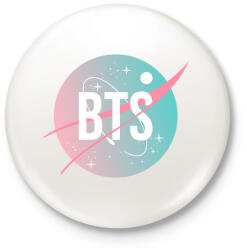printfashion BTS NASA - Kitűző, hűtőmágnes - Fehér (3082880)