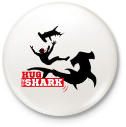 printfashion Hug The Shark- öleld meg a cápát - Kitűző, hűtőmágnes - Fehér (3084184)