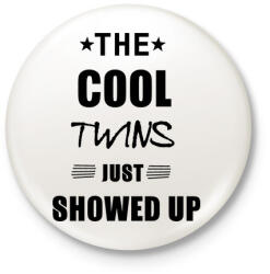 printfashion THE COOL TWINS BLACK - Kitűző, hűtőmágnes - Fehér (3082998)