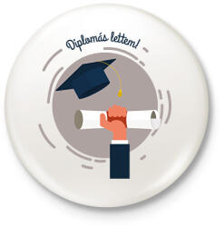 printfashion Diplomás lettem! - Kitűző, hűtőmágnes - Fehér (6341710)