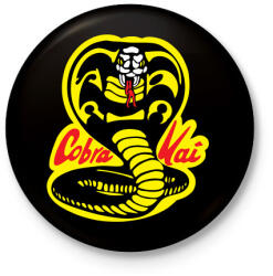 printfashion Cobra Kai - Kitűző, hűtőmágnes - Fekete (4317195)