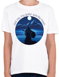 printfashion Just me, my guitar and the moon - Gyerek póló - Fehér (6374781)